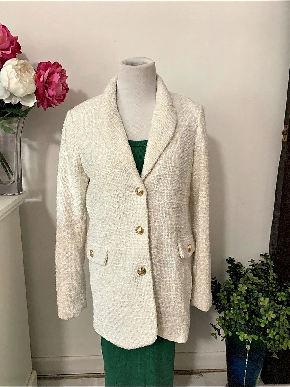 Anthropology Maison d'Amélie Tweed Blazer in Cream Size Small Like New